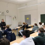 „OUT – Gefangen im Netz“