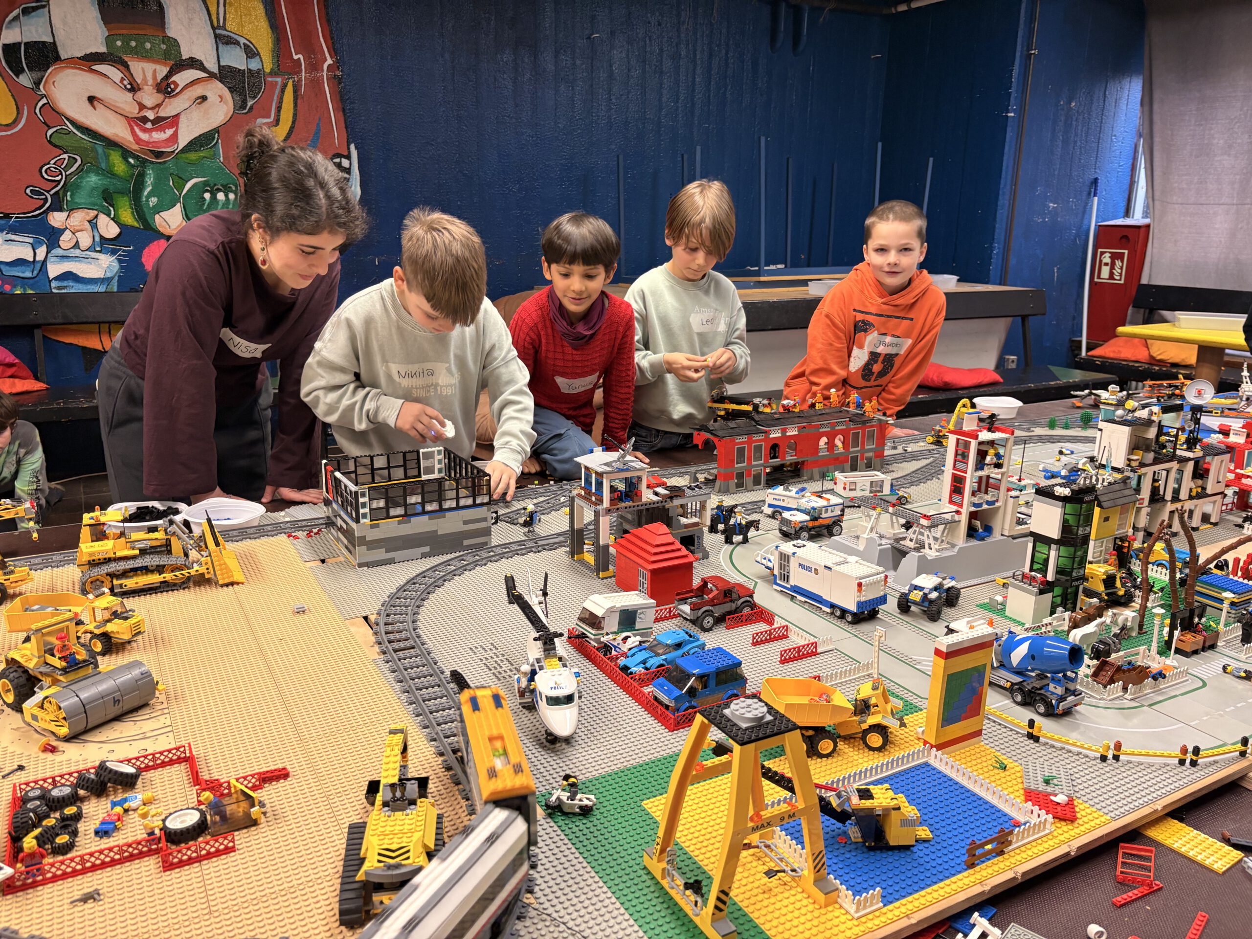 Lego-Projekt im Jugendfreizeitzentrum begeistert über 60 Grundschulkinder